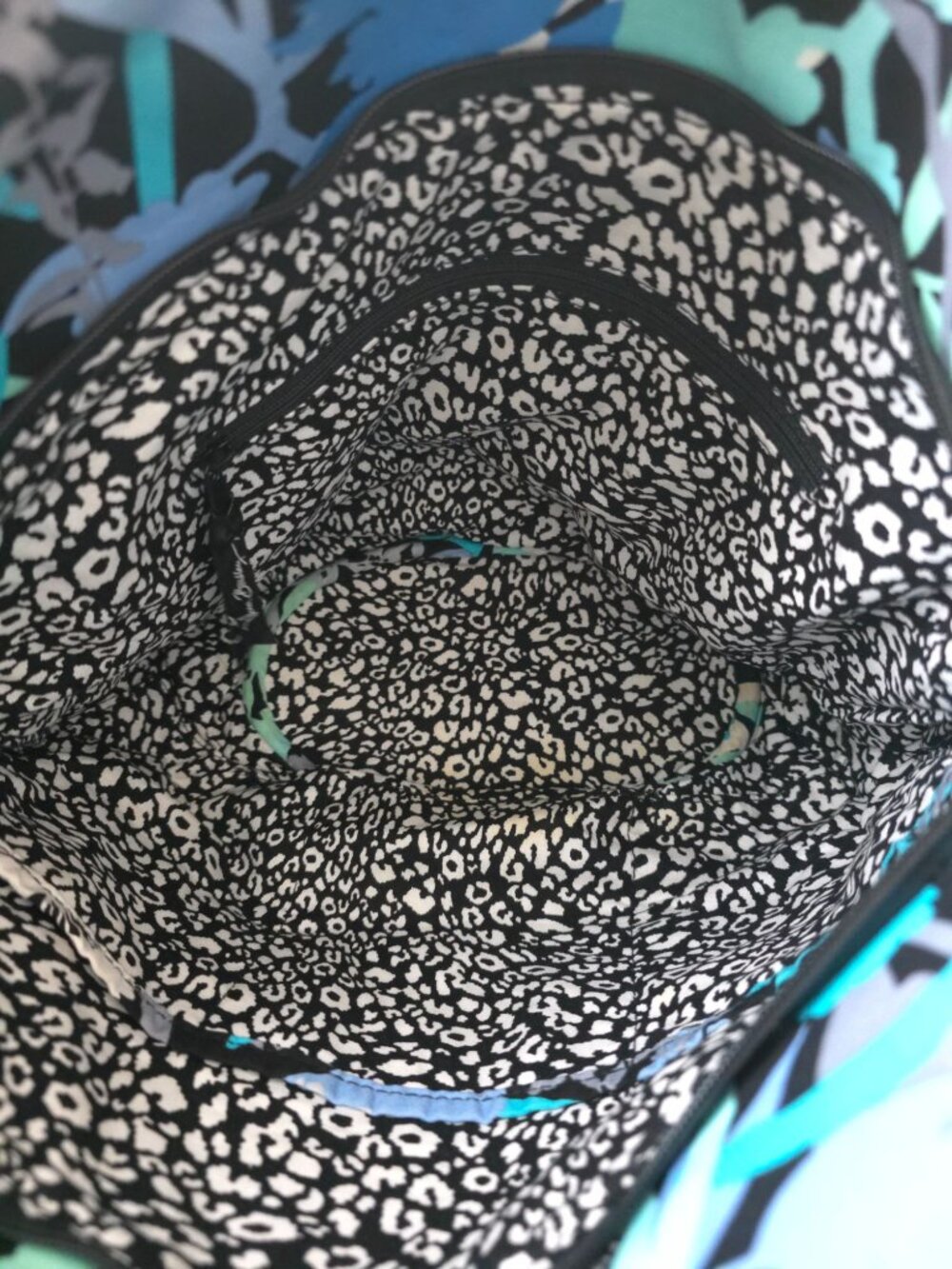 Vera Bradley GLENNA Quilted Camofloral Cotton Shoulder Tote Bag - Picture 8 of 12